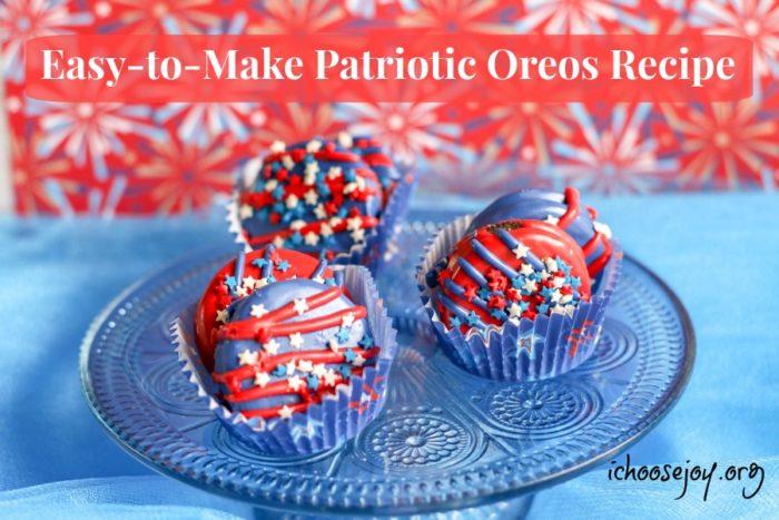 Patriotic Oreos Recipe decorated cookies Fun Kid Activities for the Fourth of July. #ichoosejoyblog #cookies #fourthofjuly #cookierecipe