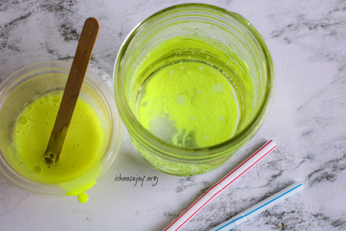 Glow in the Dark Bubbles tutorial