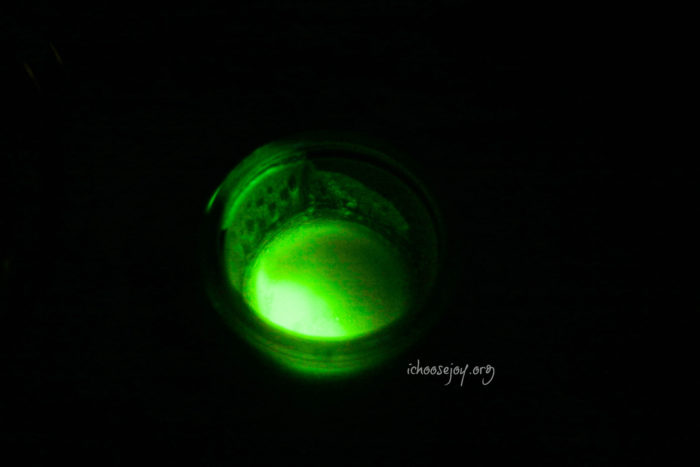 Glow in the Dark Bubbles tutorial