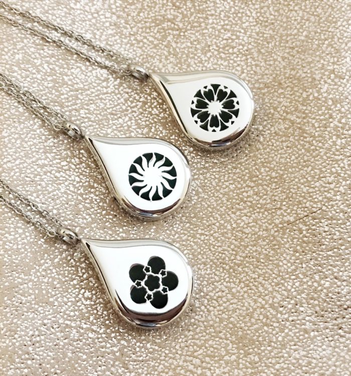 Drops of oil pendants (of oil drops): essential oil jewelry
